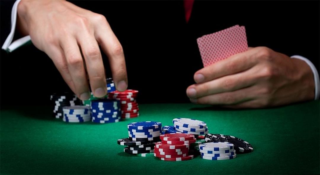 Một số hình thức chơi khi tham gia cá cược Poker