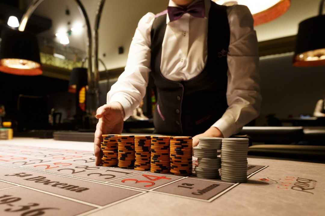 Sự chuyên nghiệp thông qua cách chia bài tại Casino O Samet